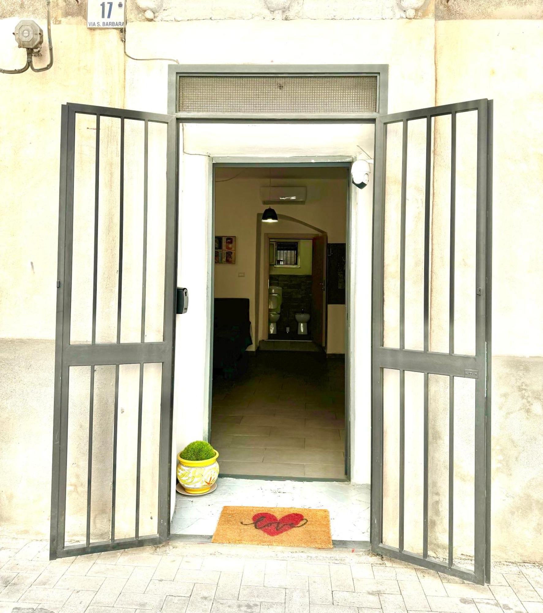 Casa Barbara 15-17 Apartman Catania-Fontanarossai nemzetközi repülőtér Kültér fotó